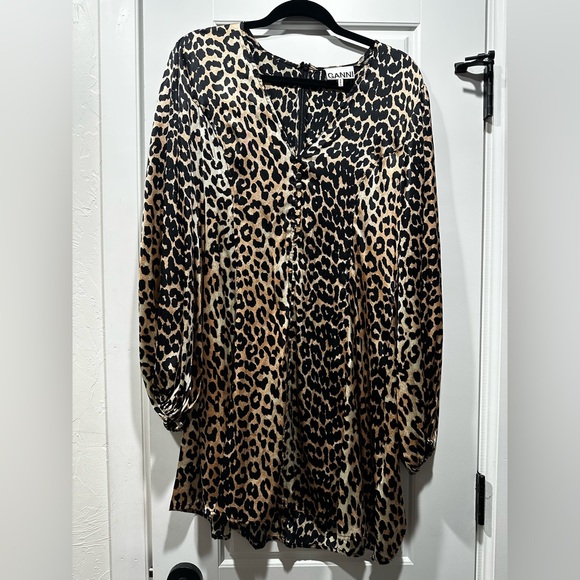 Ganni Leopard Print Long Sleeve Dress - Picture 2 of 4